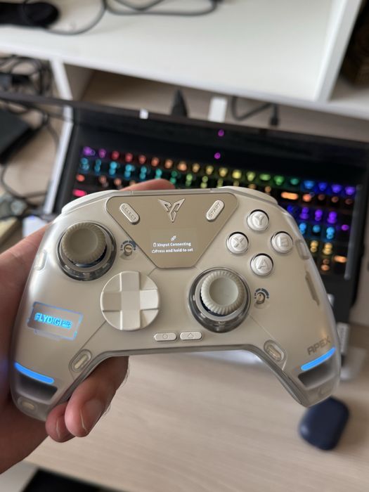 Геймпад Flydigi Apex 4
