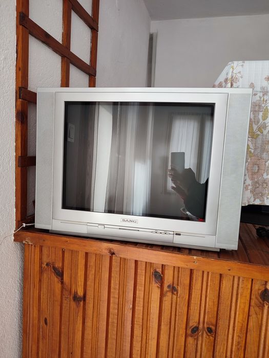 Стари телевизори