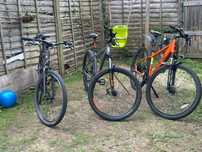 Vând 3 biciclete