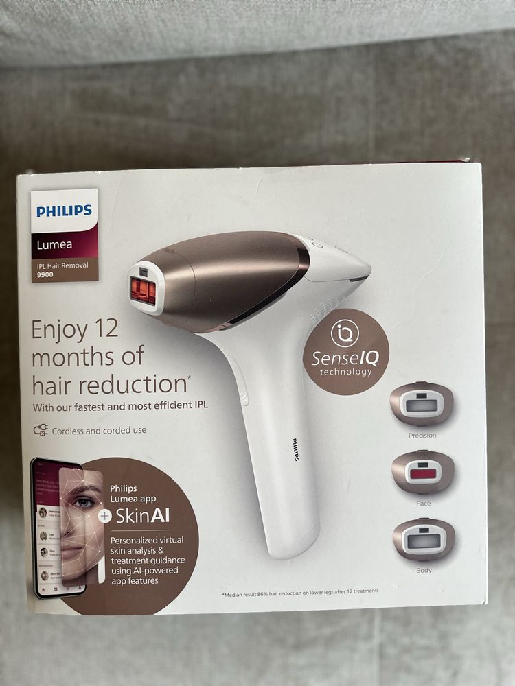 Фотоепилатор Philips Lumea Series 9900