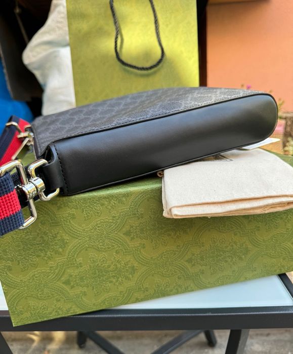 Geanta Gucci originala Supreme Web canvas messenger bag noua
