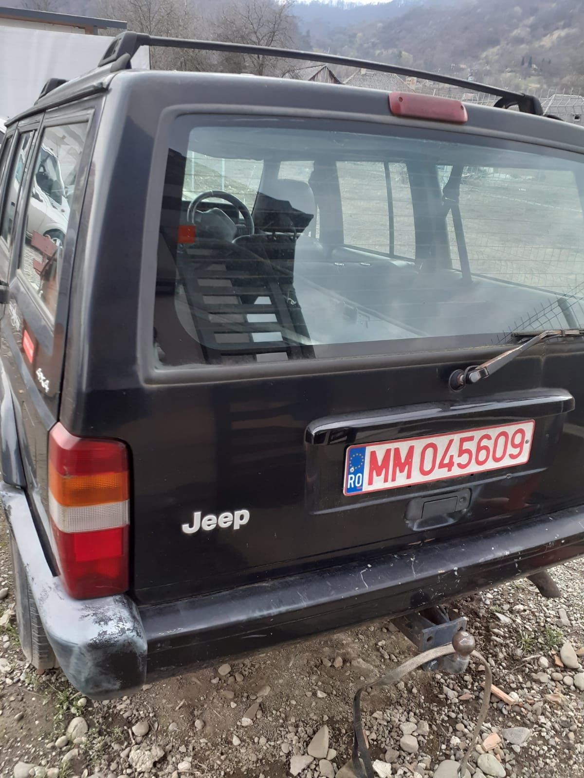 Jeep cherokee 2001 si cauciucuri silverstone