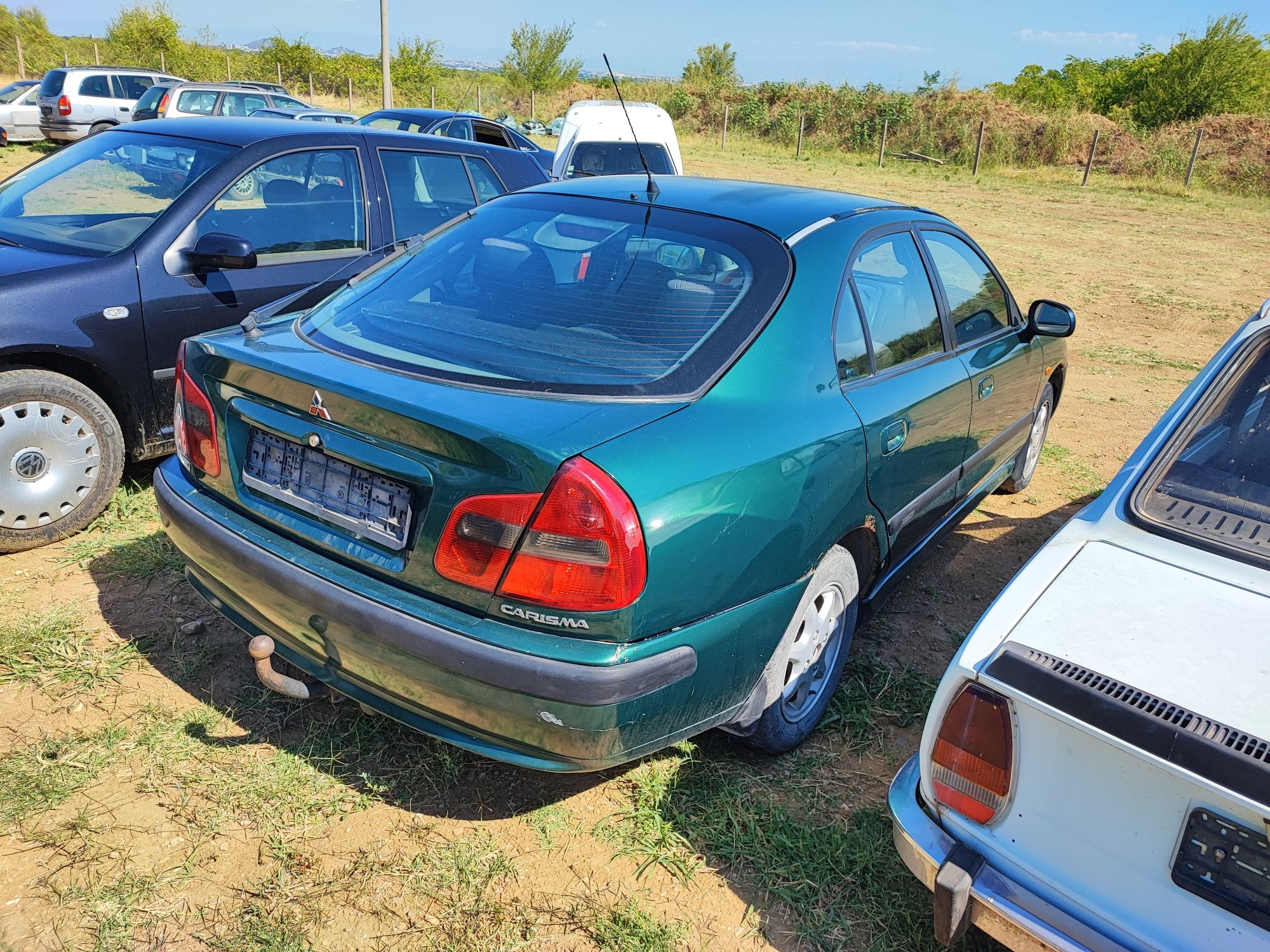 Mitsubishi Charisma 1.9 НА ЧАСТИ