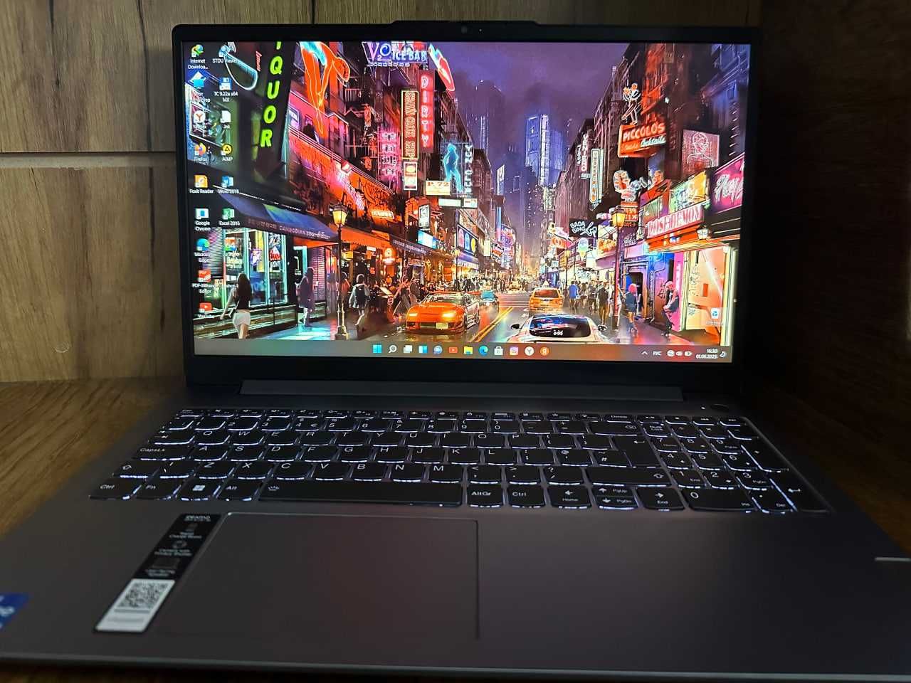 Lenovo Slim 3 ( 15.6" FHD | i5-13420H | DDR4 8 GB | NVME 512 GB)