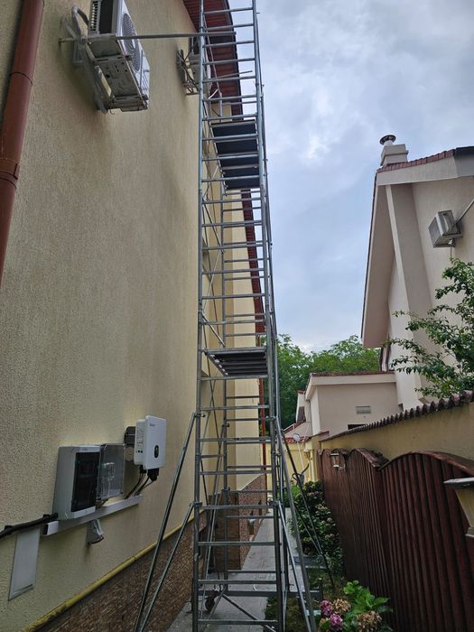 Inchiriez schela mobila