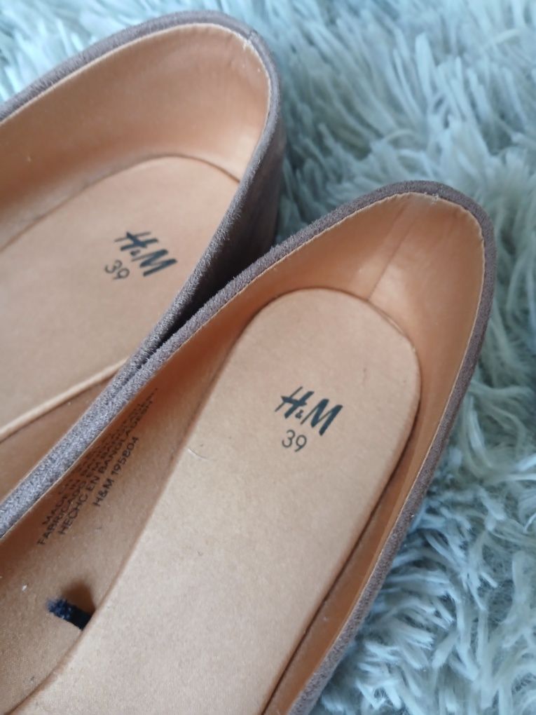 Обувки нови 39н  H&M