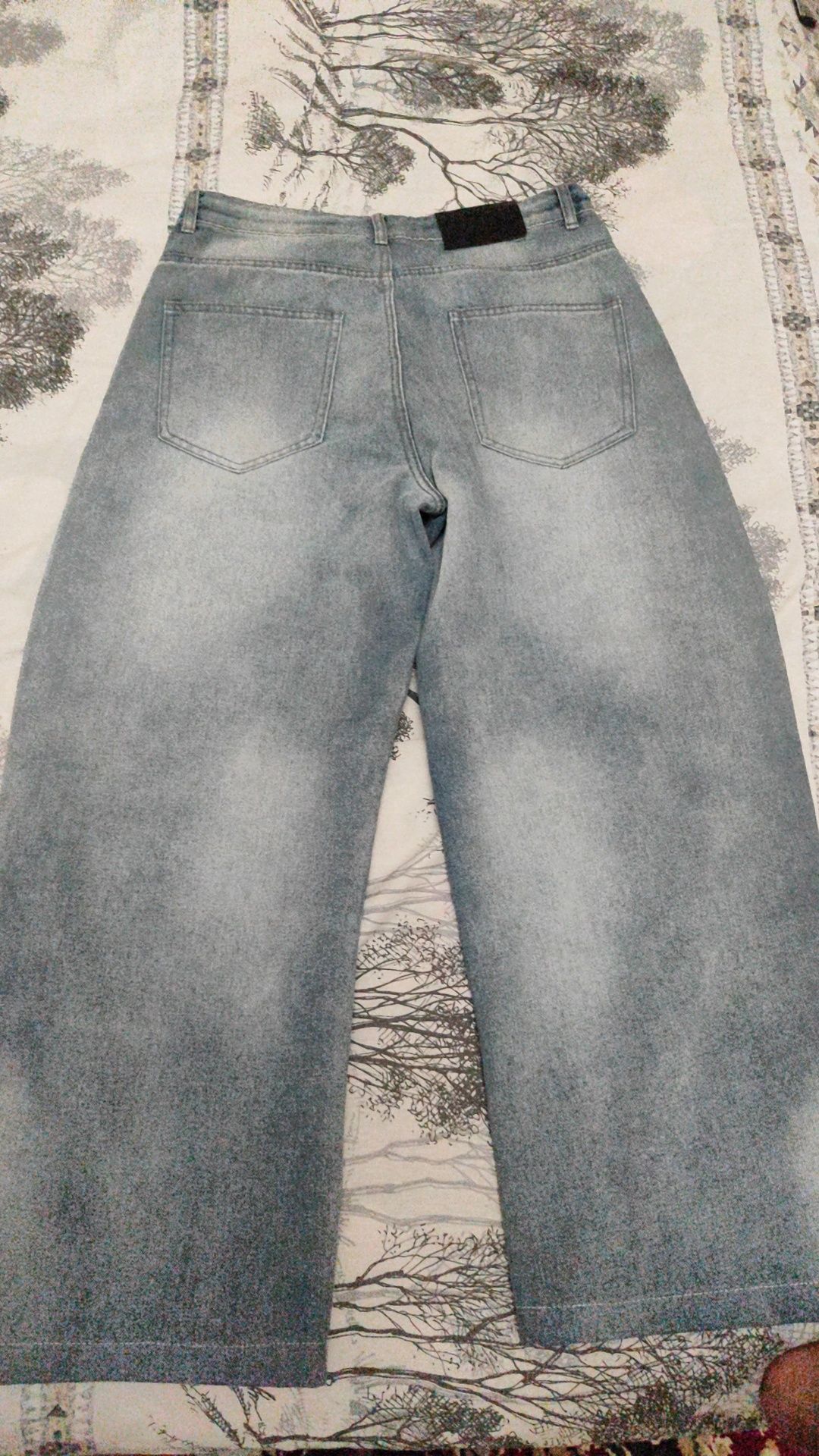 Baggy джинсы sotiladi