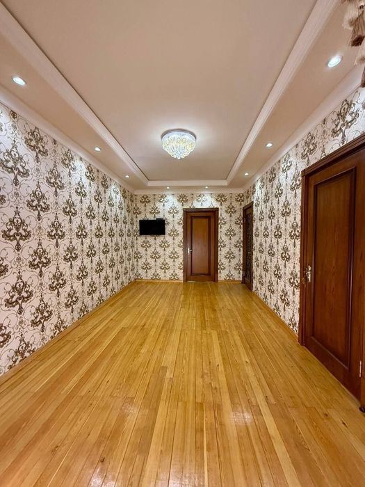 Чиланзар 20 квартал  продается 3/3/4 70м² ор-р корейский здания