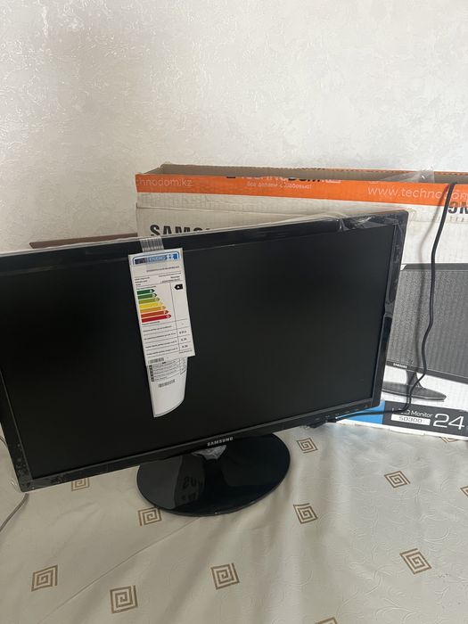 Продам новый Монитор Samsung 24