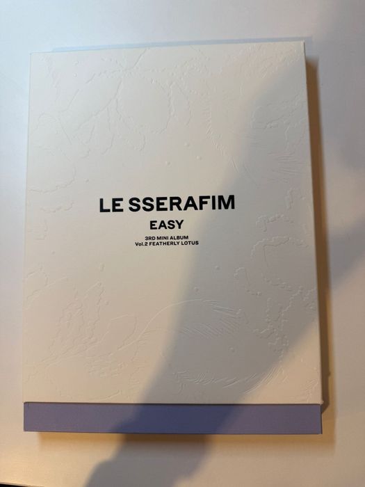 Album Le sserafim Easy Vol2 Featherly Lotus