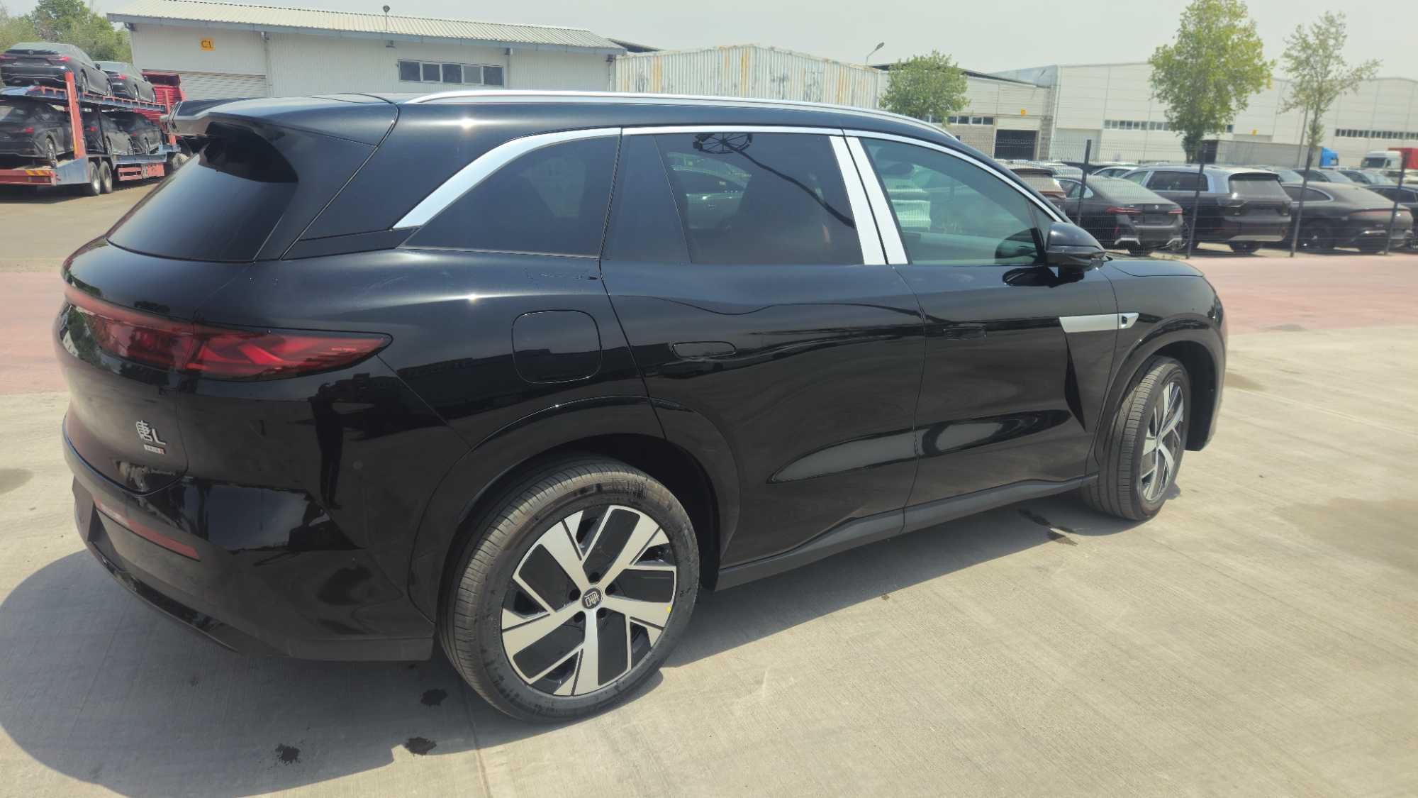 BYD TANG L, 2025