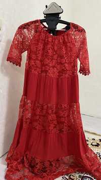 Продам красное женское платье