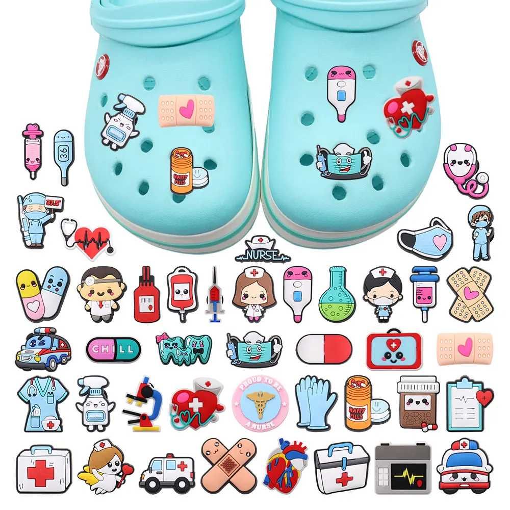 Set 50 Pinuri Accesorii pentru Crocs Saboti Jibbitz, Model Medical