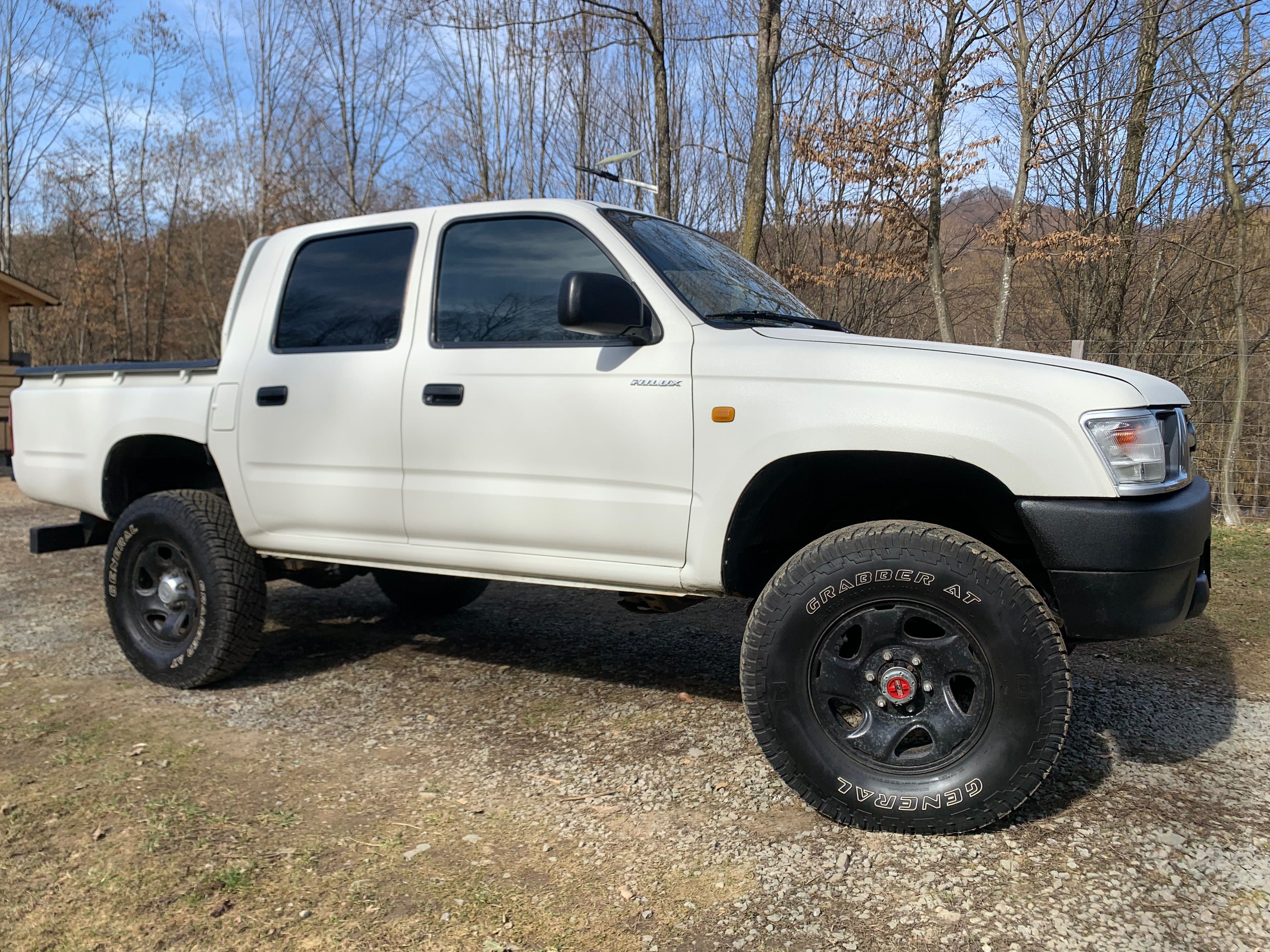 Toyota hilux 1999!!  Reconditionat !