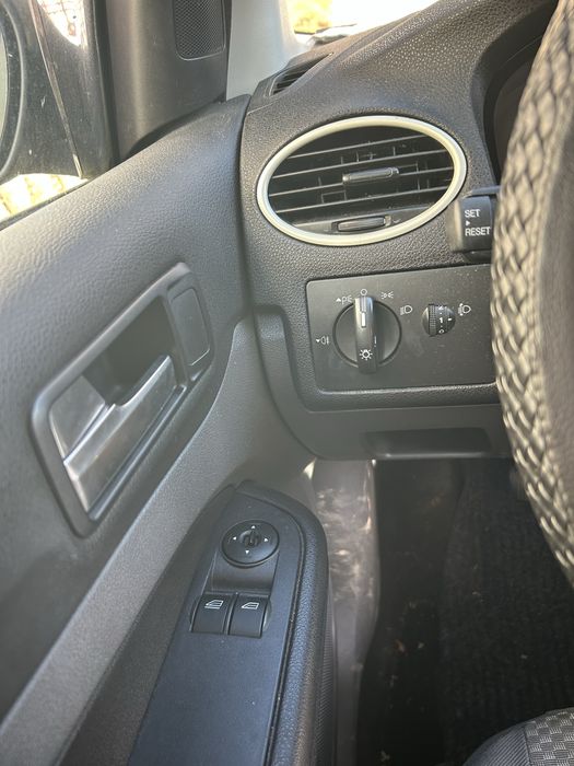 Vand schimb ford focus
