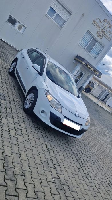 Vând Renault Megane 3 1.5 dci 6 trepte impecabil