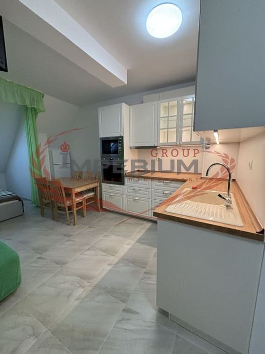 Дава се под наем Едностаен апартамент в Варна, Левски - 40 кв.м за 510 € - Снимка #1