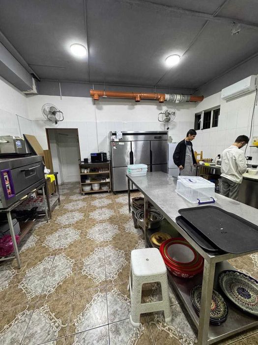 Продаётся готовый ресторанный бизнес с последующим арендой 240м2(N20)