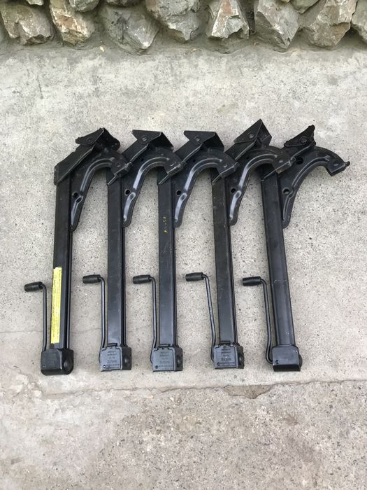 Домкрат BMW e34