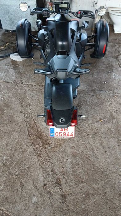 Can Am 2021 Motociclu