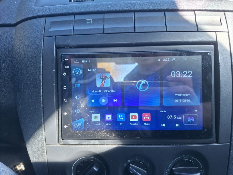 Универсална мултимедия