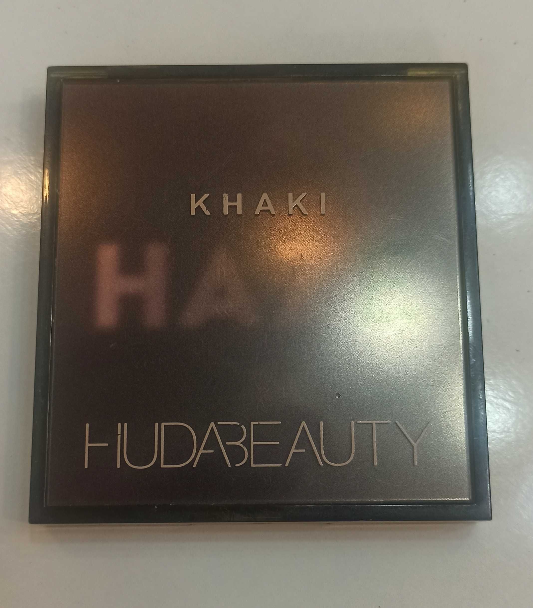 Paleta make-up Huda beauty Khaki Haze