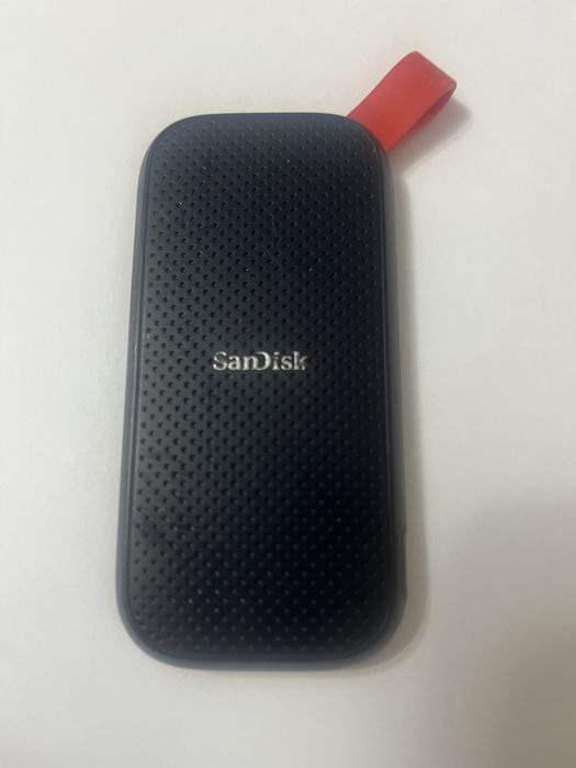 SSD Extern SanDisk Portable, 2TB, USB 3.2,Type-C folosit 100% sanatate