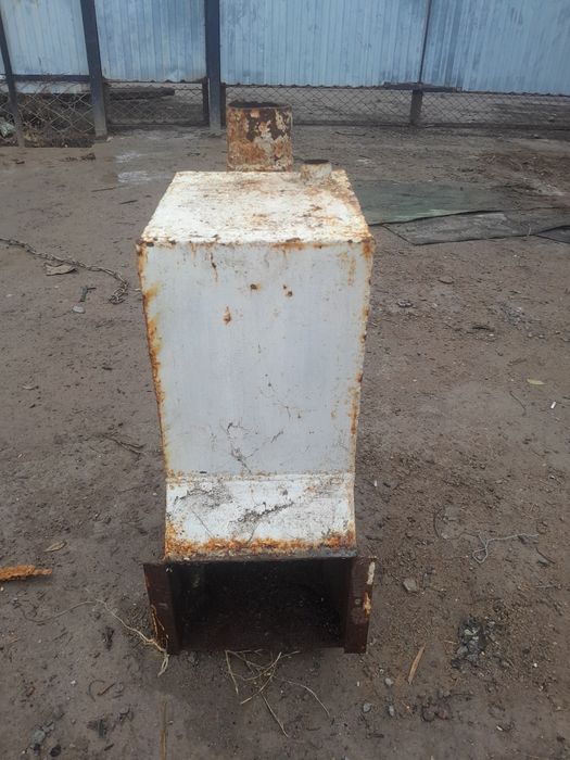 Продаю газовые котлы и плиту