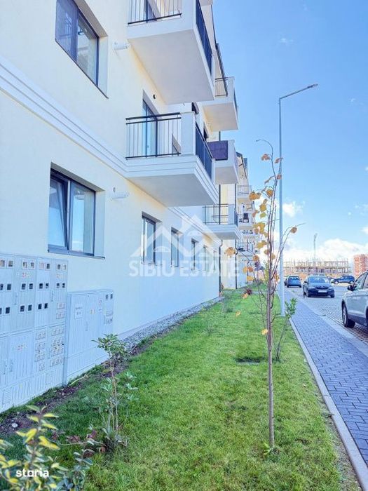 Apartament cu 3 camere, 2 bai, boxa 20 mp. loc de parcare -Finisat la
