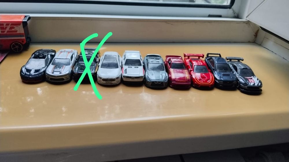 Продаю хотвилсы японцев, 1 итальянца, и немцев.