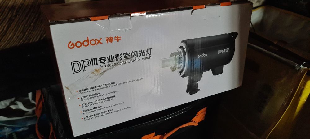 Lumina Godox DP600iii+Godox p120h/grid+ Stativ Lencarta redline pro