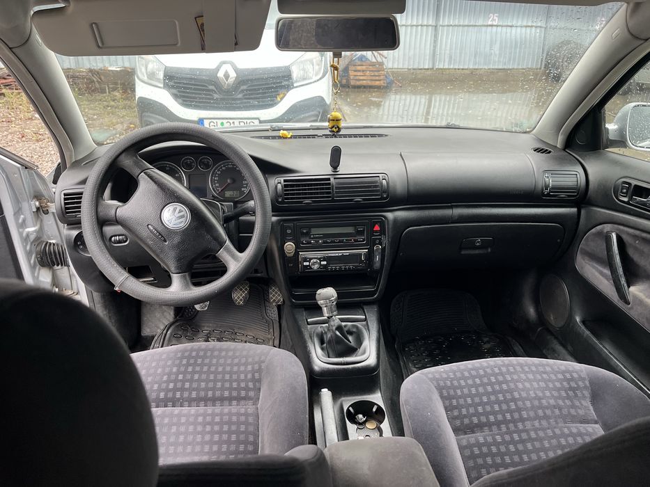 Volkswagen Passat b5    2004