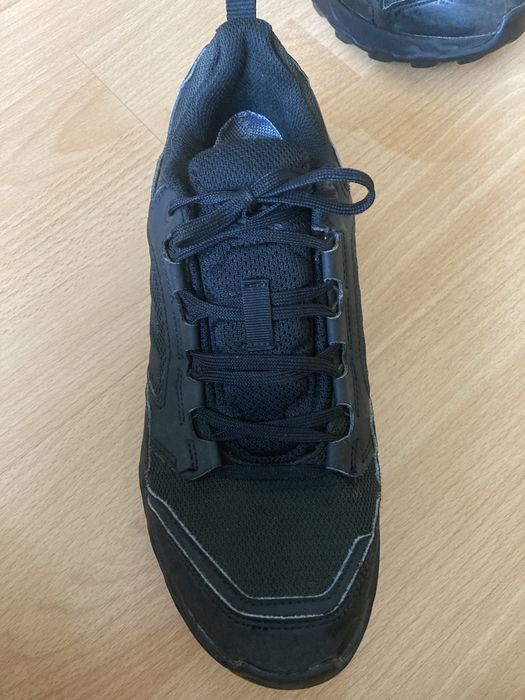 Adidas Terrrex номер 40