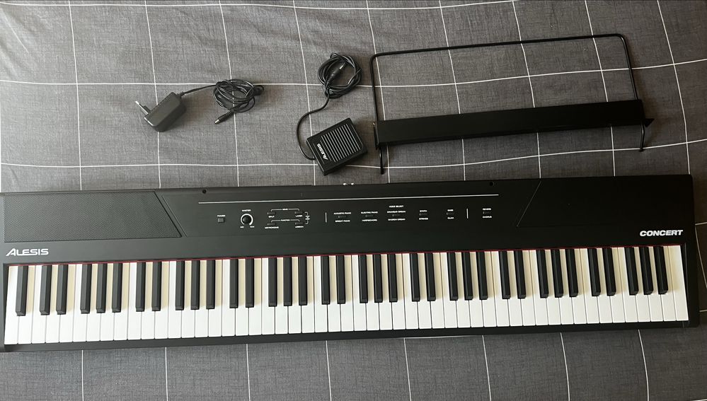 Pian Electronic Alesis Concert 88 de clape