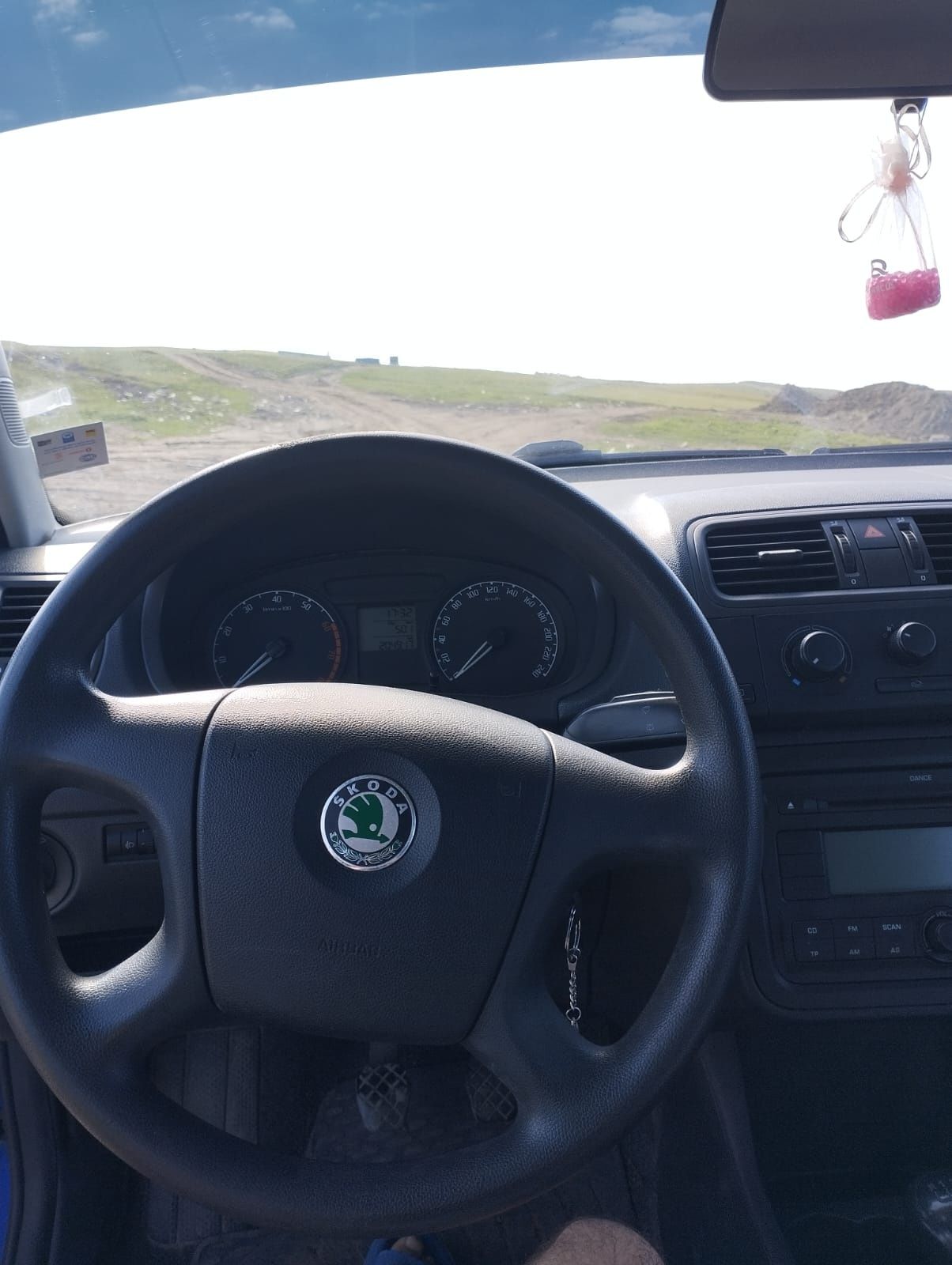 Vând Scoda Fabia