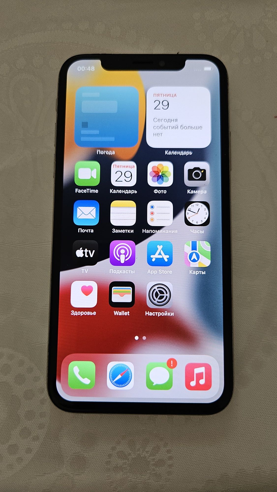 IPhone X белый 64ГБ