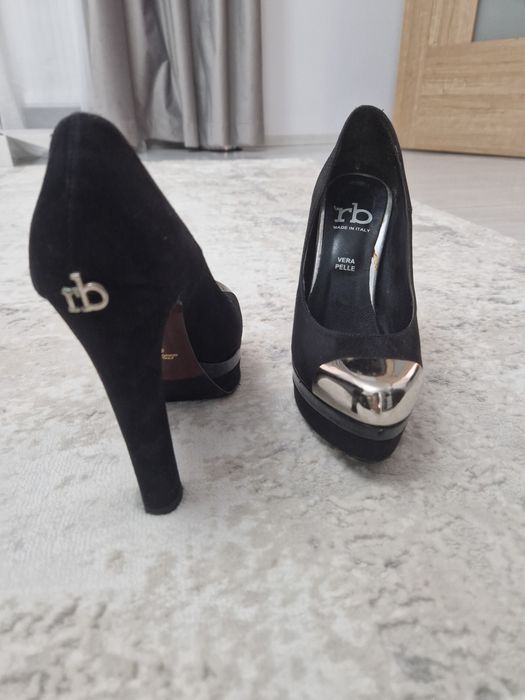 Vand pantofi cu toc Rocco Barocco