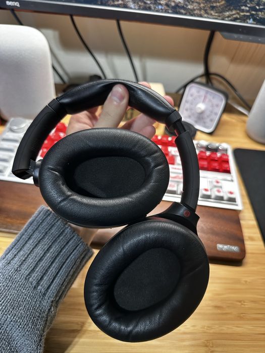 Sony WH-1000XM4 ANC LDAC пълен комплект