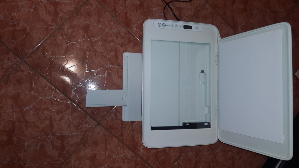 Imprimanta color/scaner/copiator
