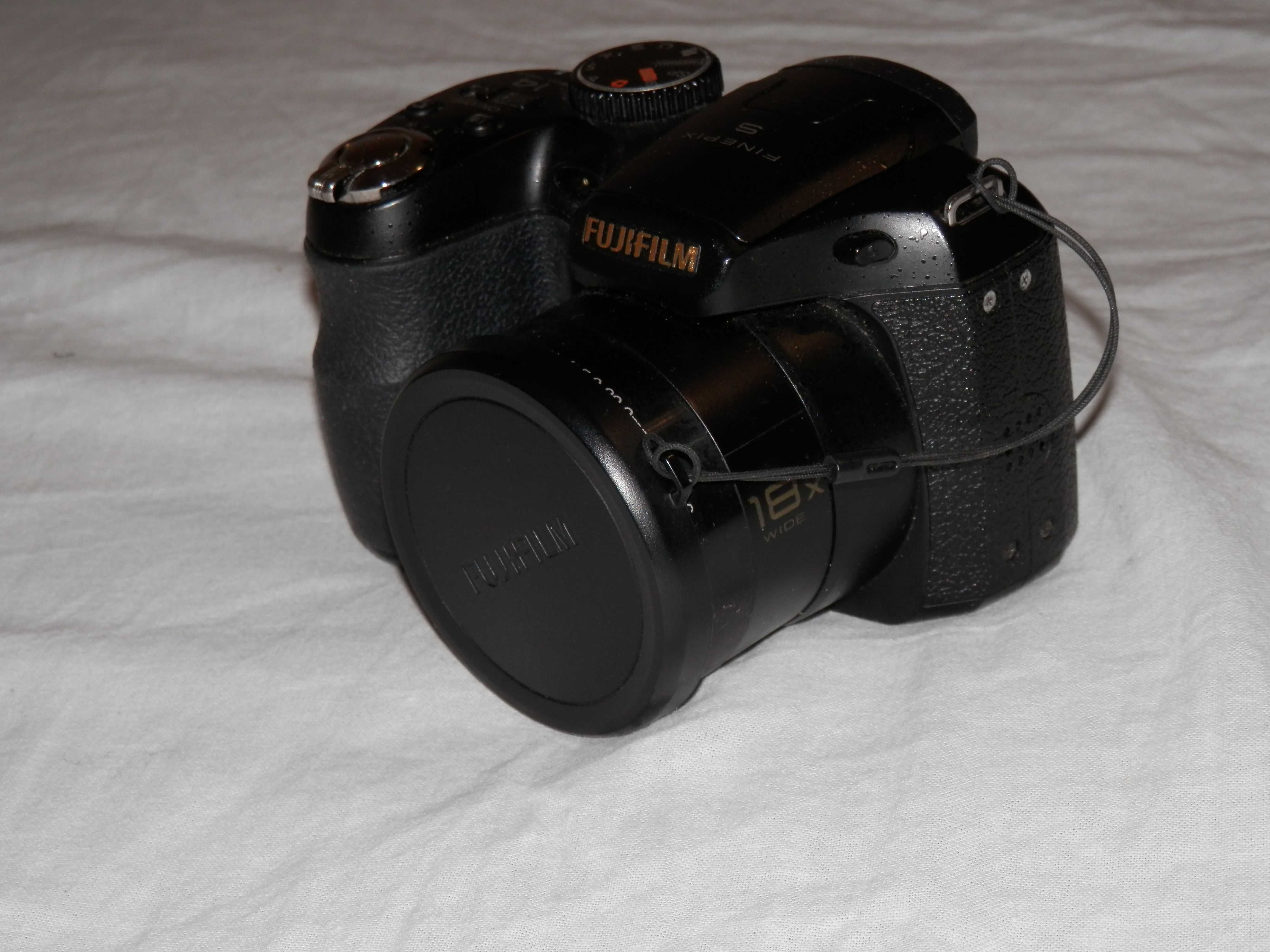 FUJIFILM finepix S 2800 HD