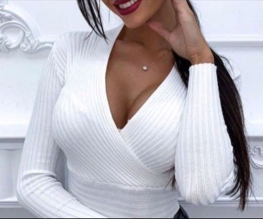 В наличии шикарная кофта лонгслив цвет белый