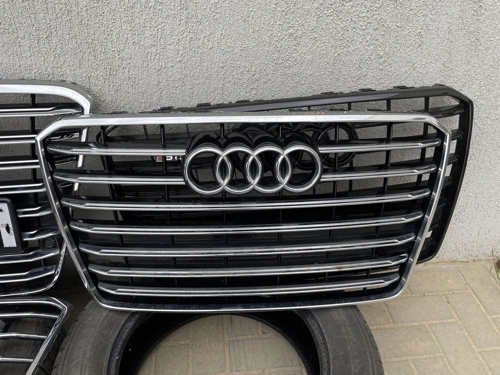 Grila centrala radiatoare Audi A8 S8 4h d4