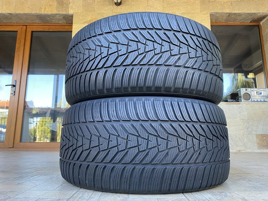 2бр. Зимни гуми 305/40/20 Hankook Winter i*Cept Evo 3 XL 112V DOT2923