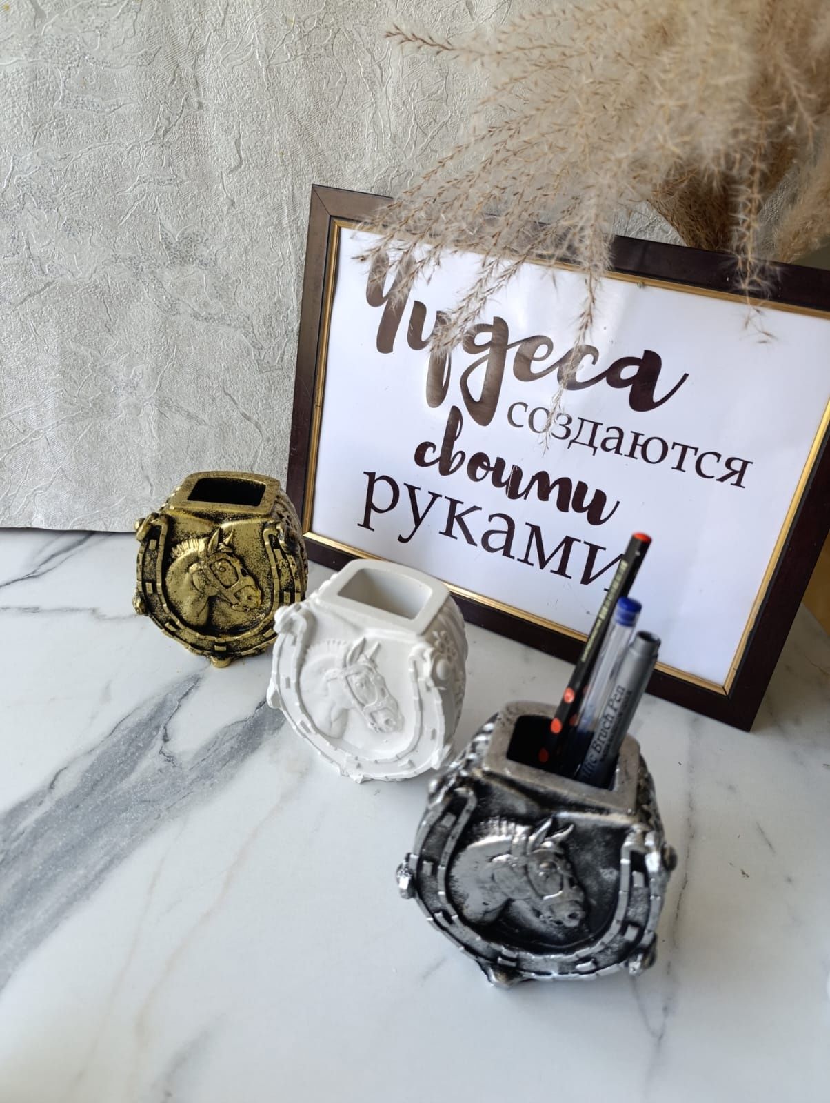 Тойбастар из гипса
