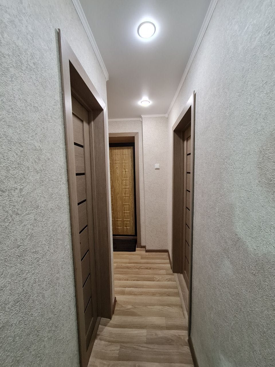 Павлова 11/3 (Кинотеатр Шакена Айманова, ТД Артур, ТД Алатау)