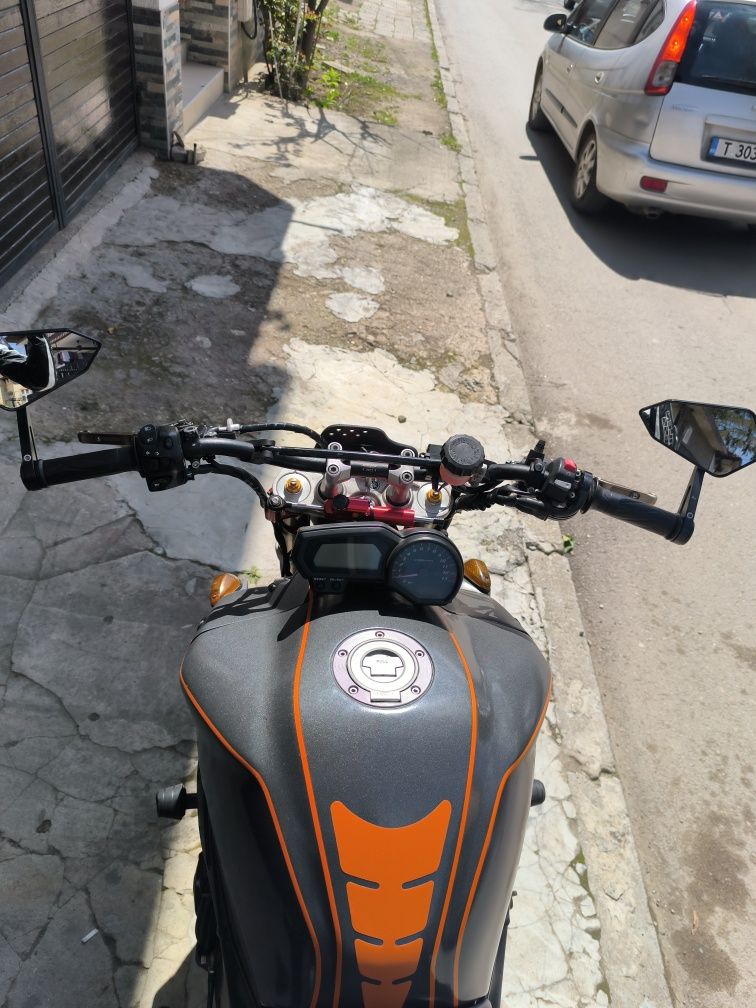 Fz1 naked Europe R1