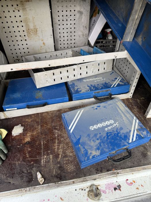 Rafturi raft metalice duba dube service autoutil servis auto sertare