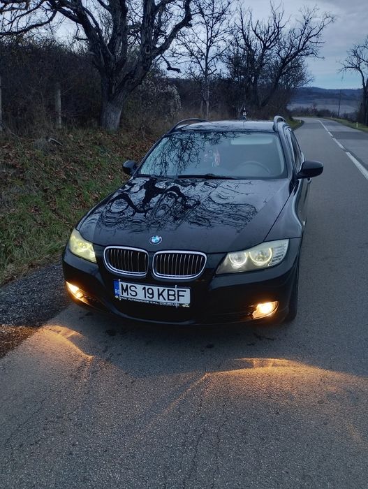 Vând BMW seria 3