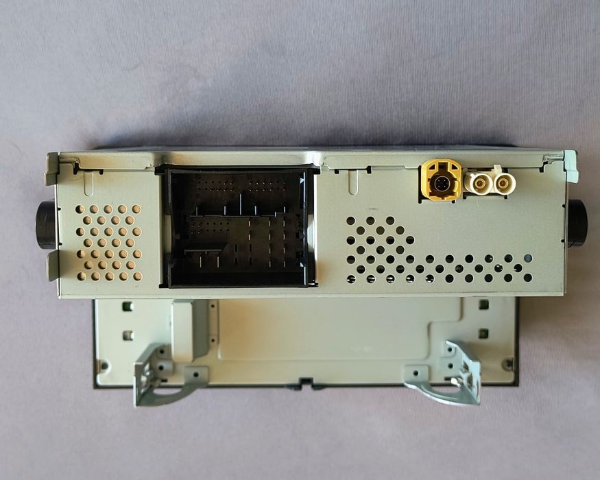 Медия за VW Pssat B8  - MIB 2 Entry