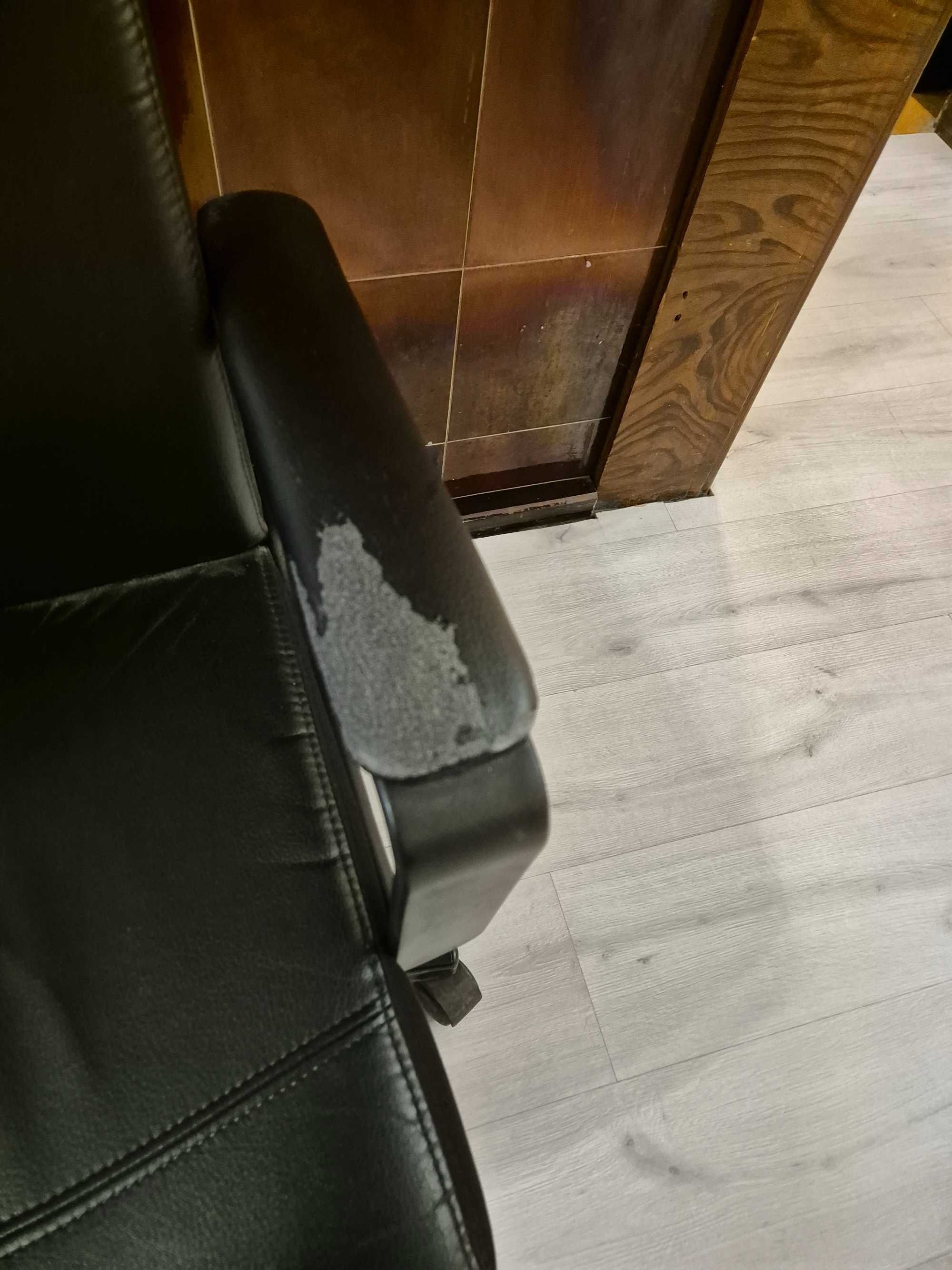 офис стол Ikea MILLBERGET